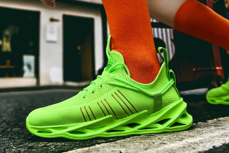 Tênis masculino para maratona, tênis com amortecimento, tênis de corrida avançado, tênis respirável, tênis com tecnologia Flywire, tênis de alta performance, calçado esportivo masculino, tênis para corrida de longa distância, tênis confortável para maratona