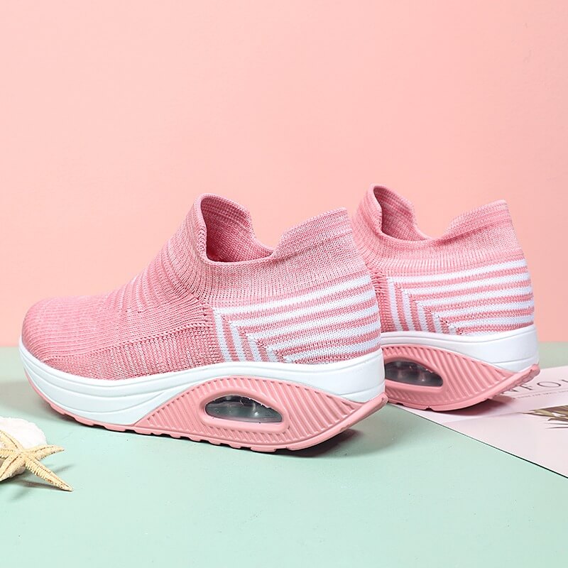 Tênis feminino para caminhada, tênis com plataforma, tênis respirável, tênis confortável, tênis para iniciantes, calçado esportivo feminino, tênis para caminhada plana, tênis feminino com elevação, moda fitness feminina, tênis com palmilha de látex