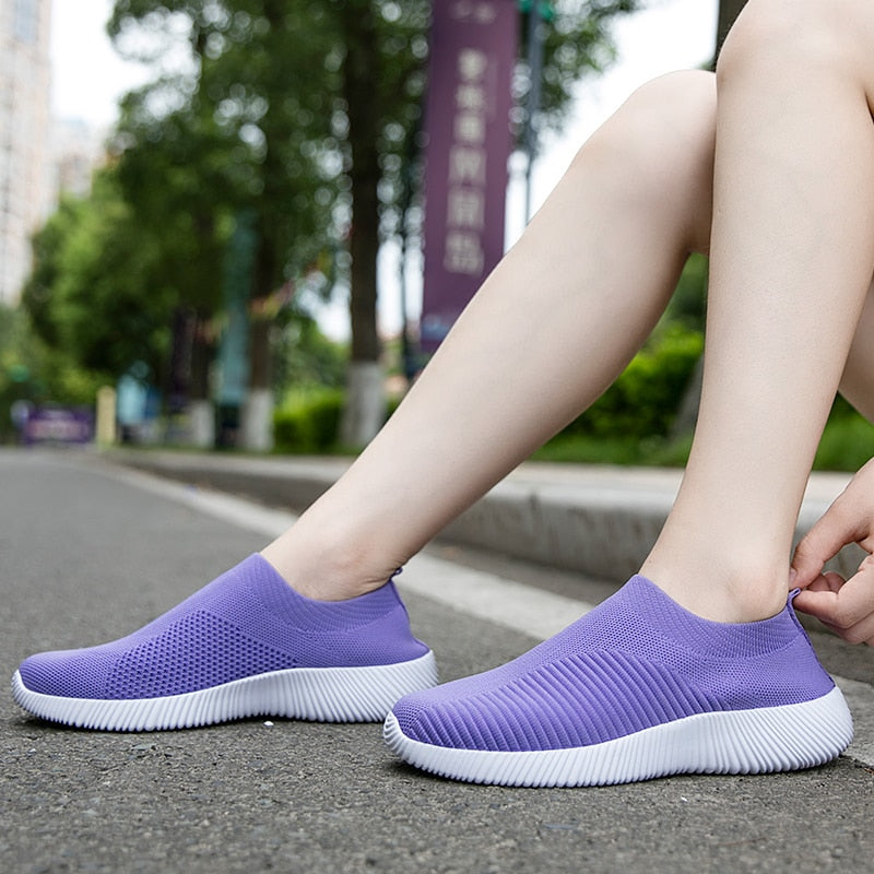 Sapatilha Casual Feminina Slip-On em Malha Respirável Yamid - Conforto e Estilo para o Dia a Dia
