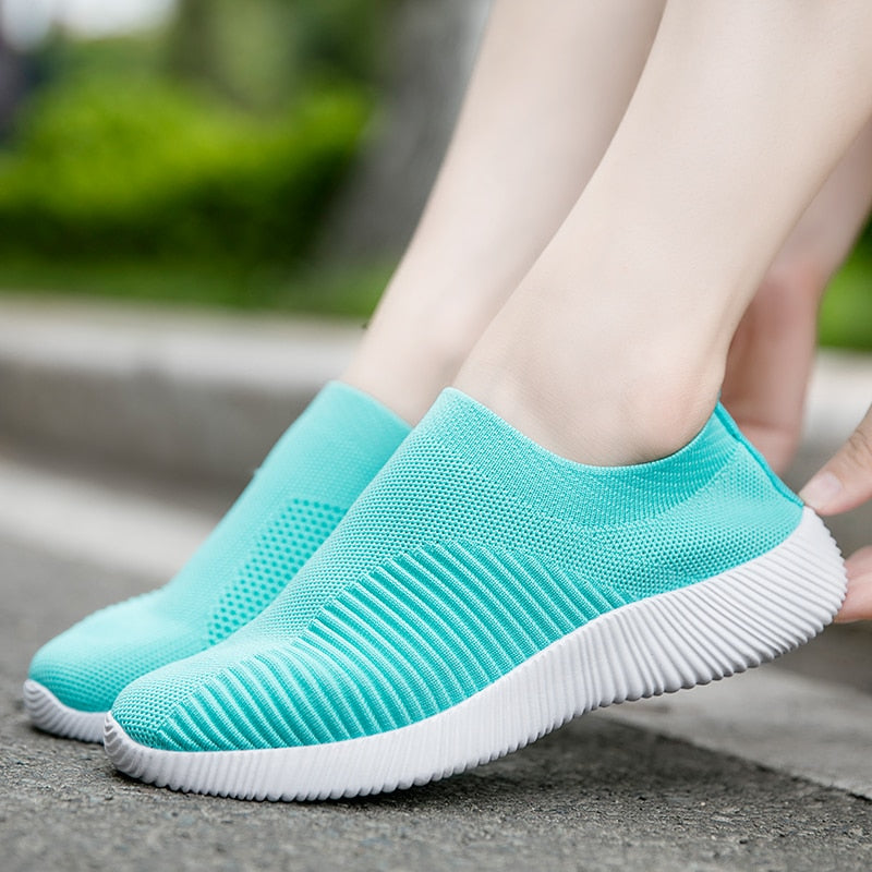 Sapatilha Casual Feminina Slip-On em Malha Respirável Yamid - Conforto e Estilo para o Dia a Dia