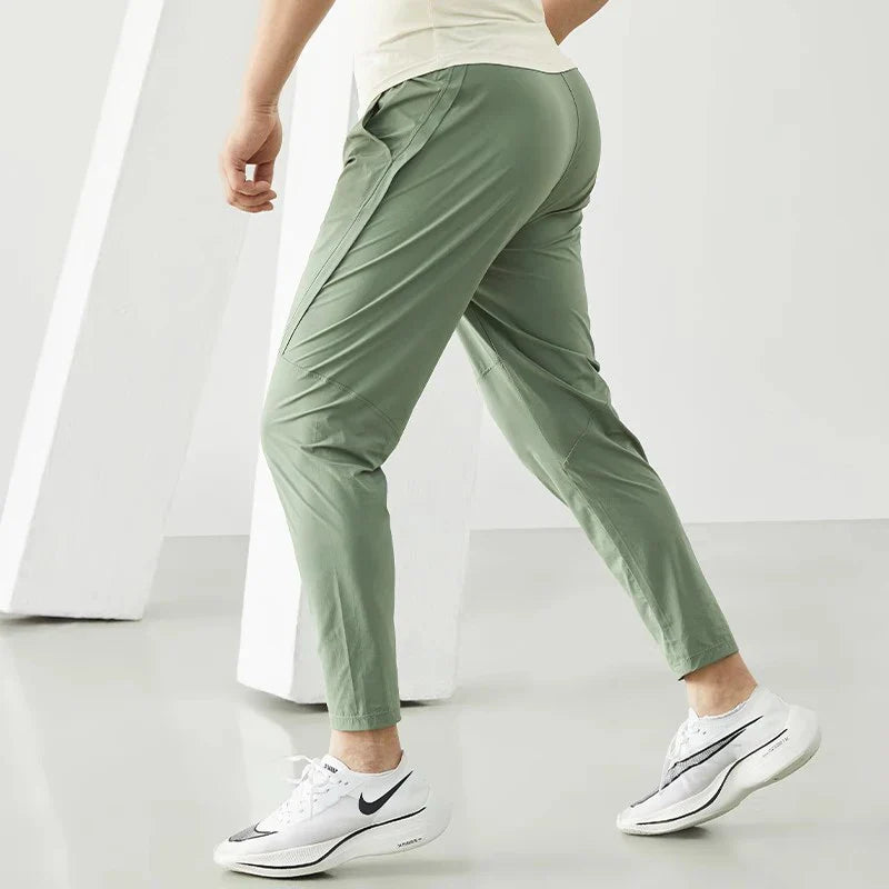 Calça masculina de corrida, calça de treino respirável, calça com cintura elástica, calça de secagem rápida, calça para esportes ao ar livre, calça esportiva masculina, calça para basquete, calça para futebol, moda esportiva masculina, calça de poliéster para esportes